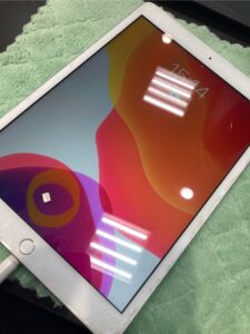 iPad　充電口　修理　異物除去