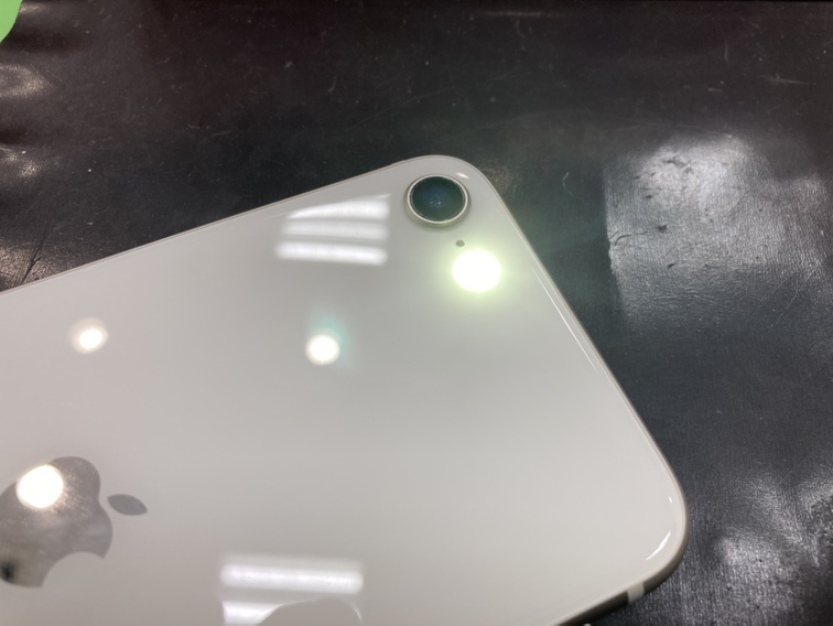 iPhone SE3 リアカメラの交換を行いました！ 【川口市からのご来店です！】