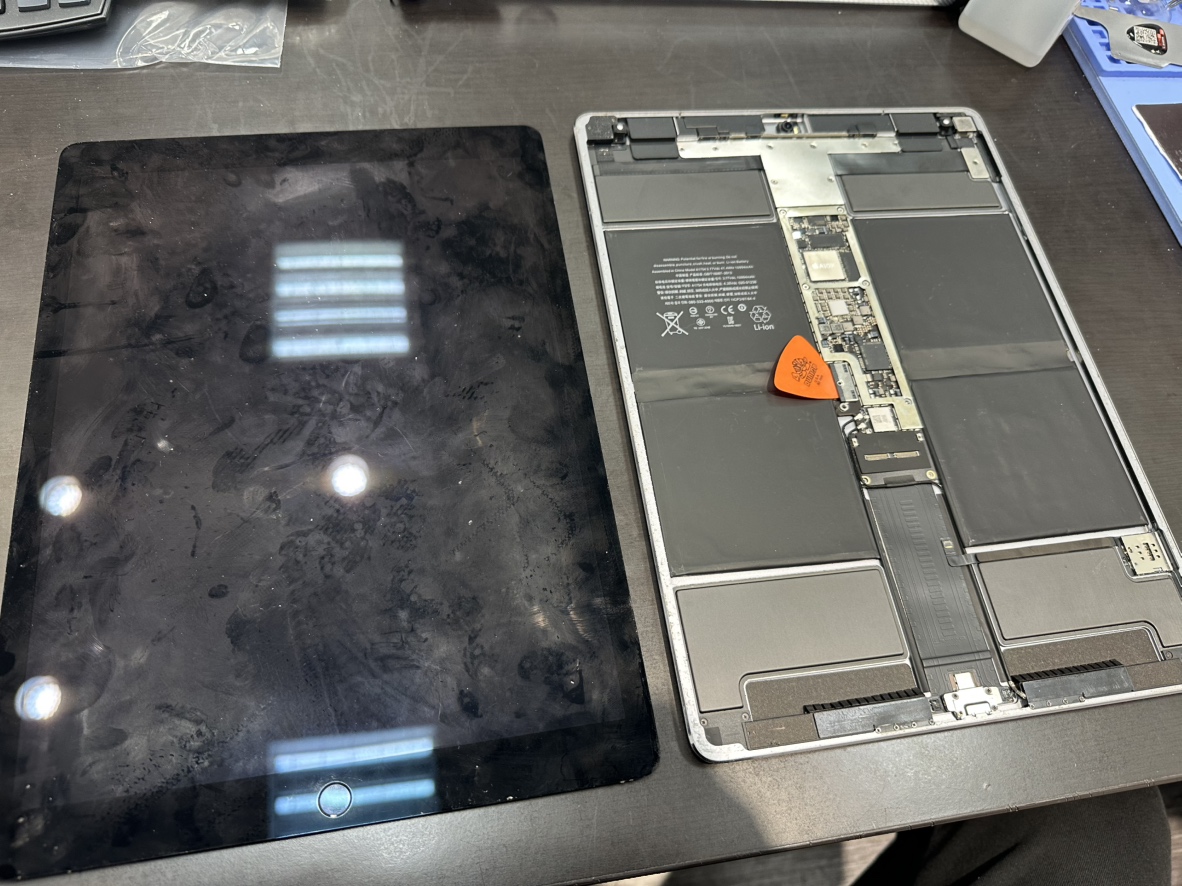 iPadPro12.9 第2世代のバッテリー交換を行いました!【野田市からのご来店です】
